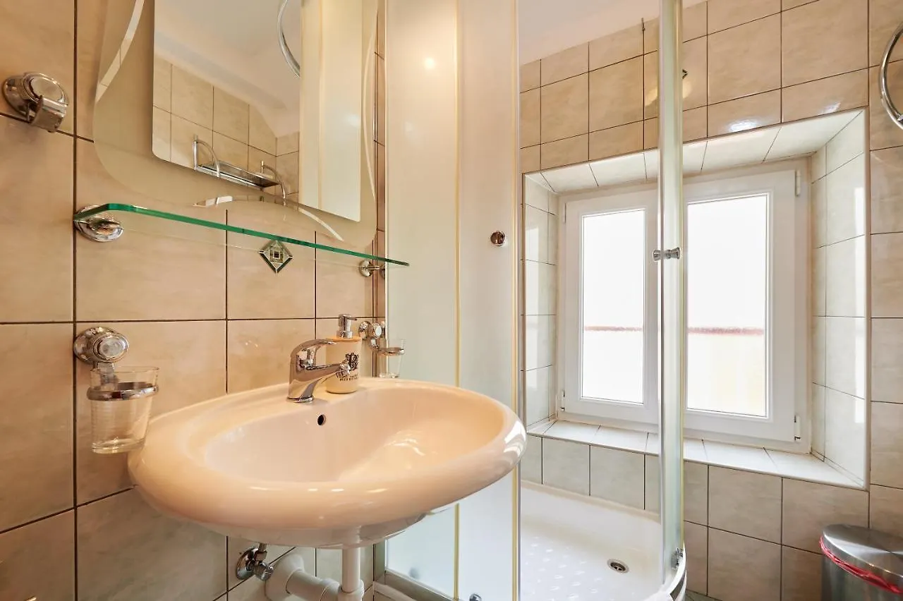 Apartments Ivica Trogir Guest house