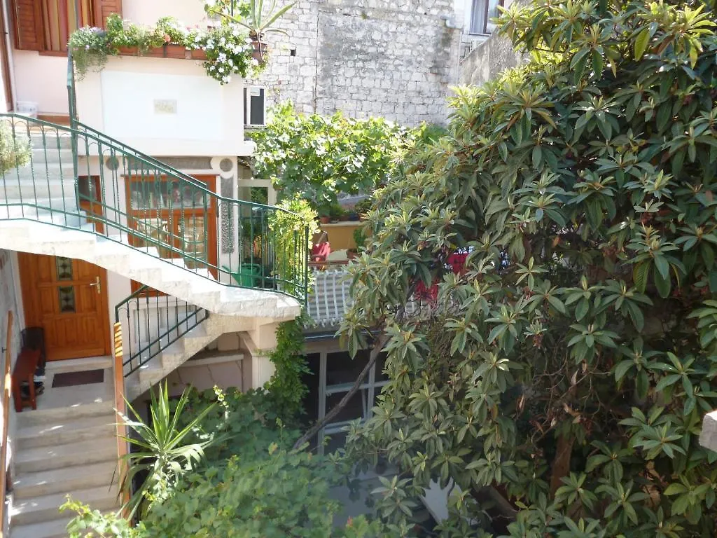Apartments Ivica Trogir Hırvatistan